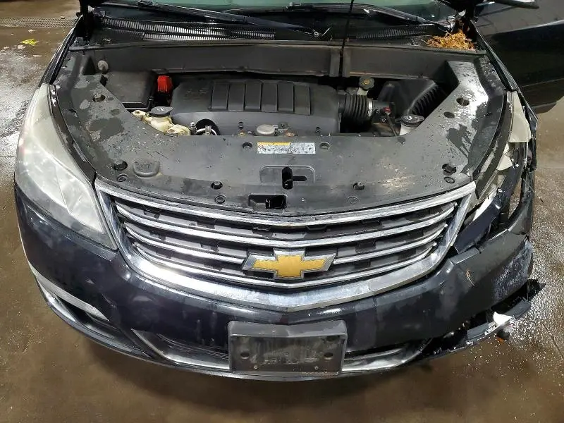 2014 CHEVROLET TRAVERSE LT  