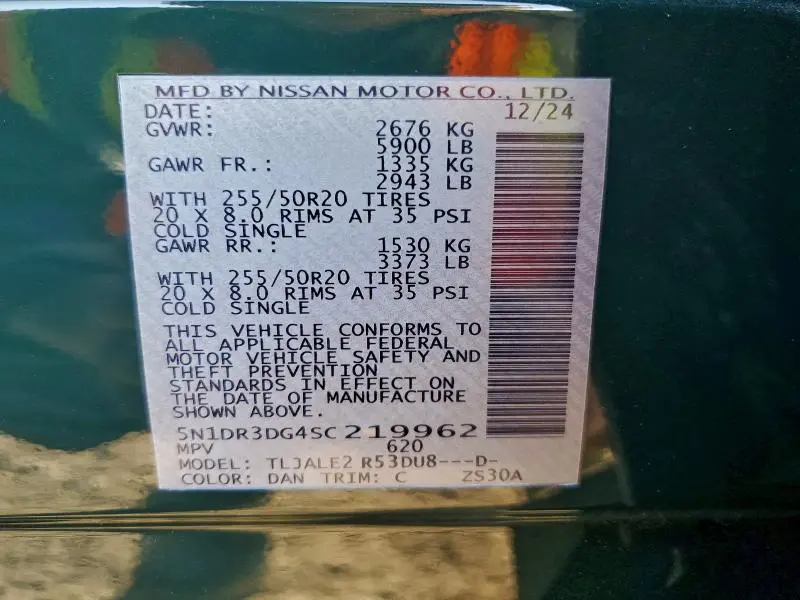 2025 NISSAN PATHFINDER PLATINUM  