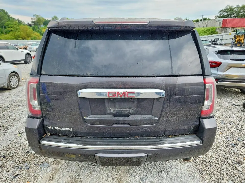 2015 GMC YUKON DENALI  