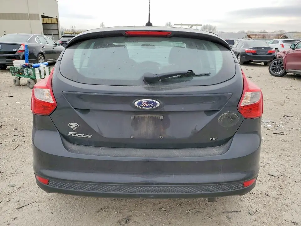 2014 FORD FOCUS SE  