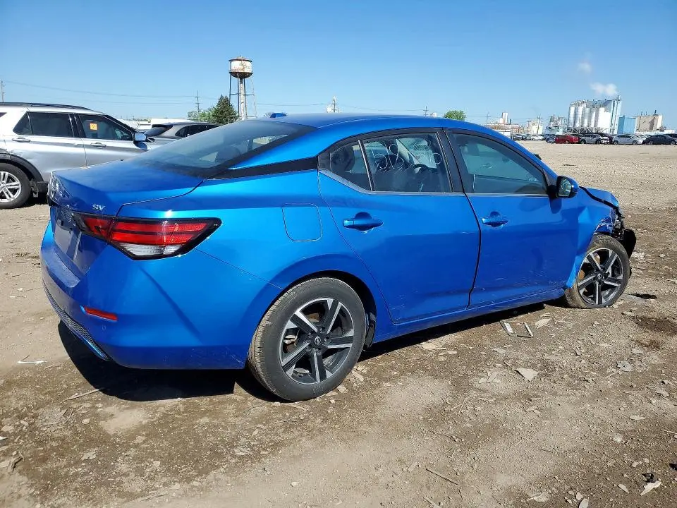 2024 NISSAN SENTRA SV  