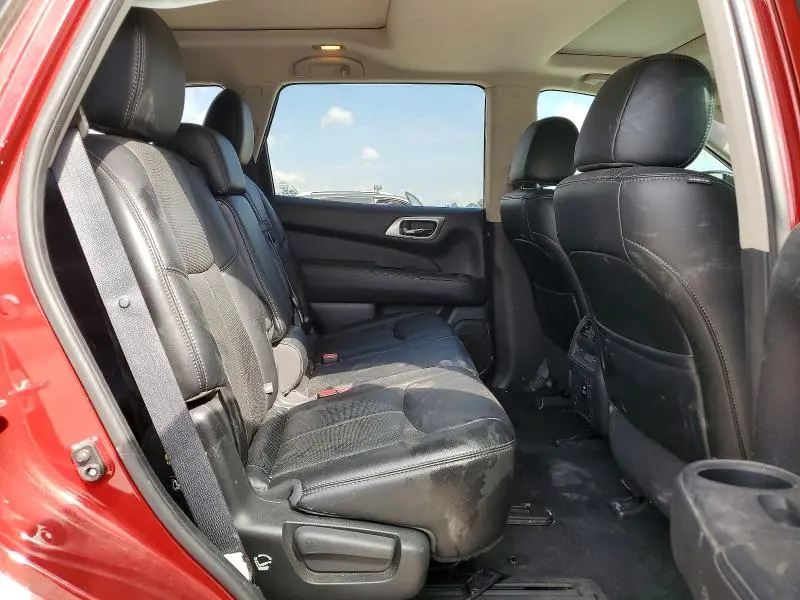 2017 NISSAN PATHFINDER PLATINUM  