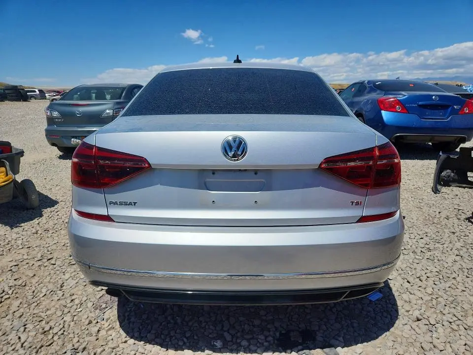 2018 VOLKSWAGEN PASSAT S  