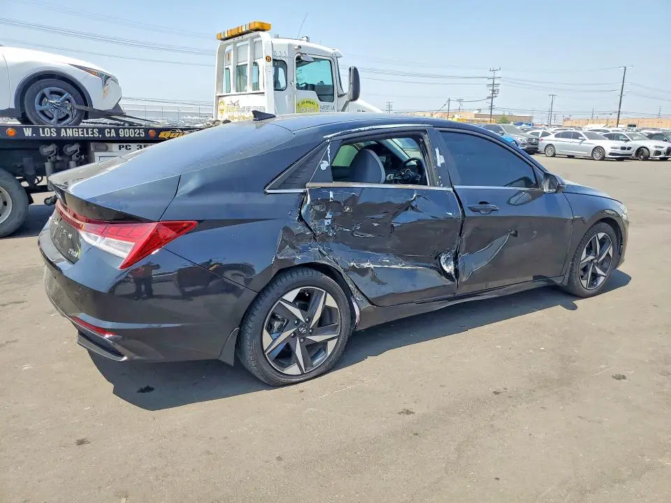 2023 HYUNDAI ELANTRA LIMITED  