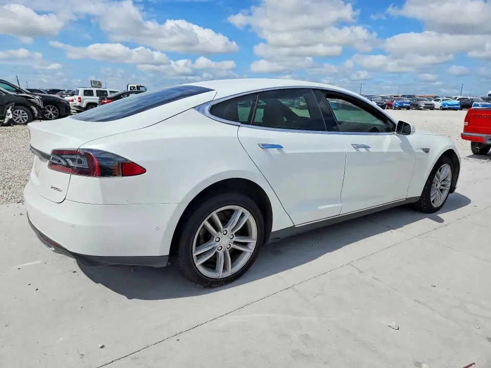2014 TESLA MODEL S   