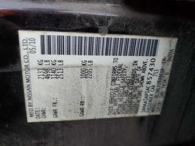 2010 NISSAN MAXIMA S  