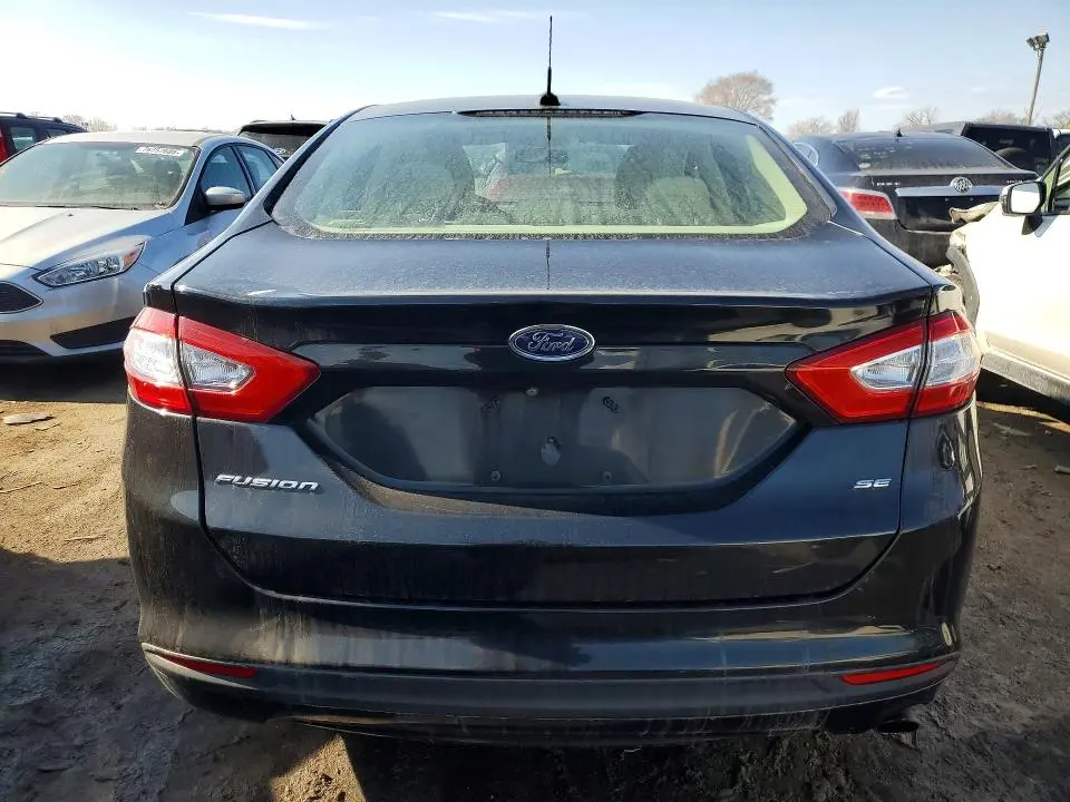 2015 FORD FUSION SE  