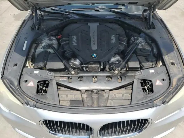 2012 BMW 750 I  