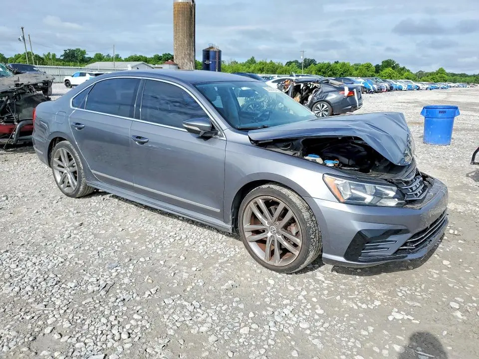 2016 VOLKSWAGEN PASSAT S  