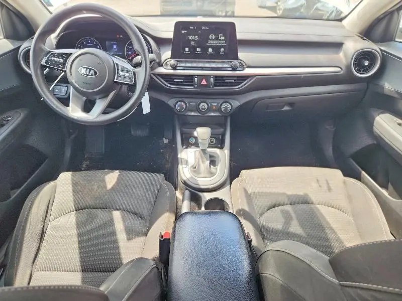 2021 KIA FORTE FE  