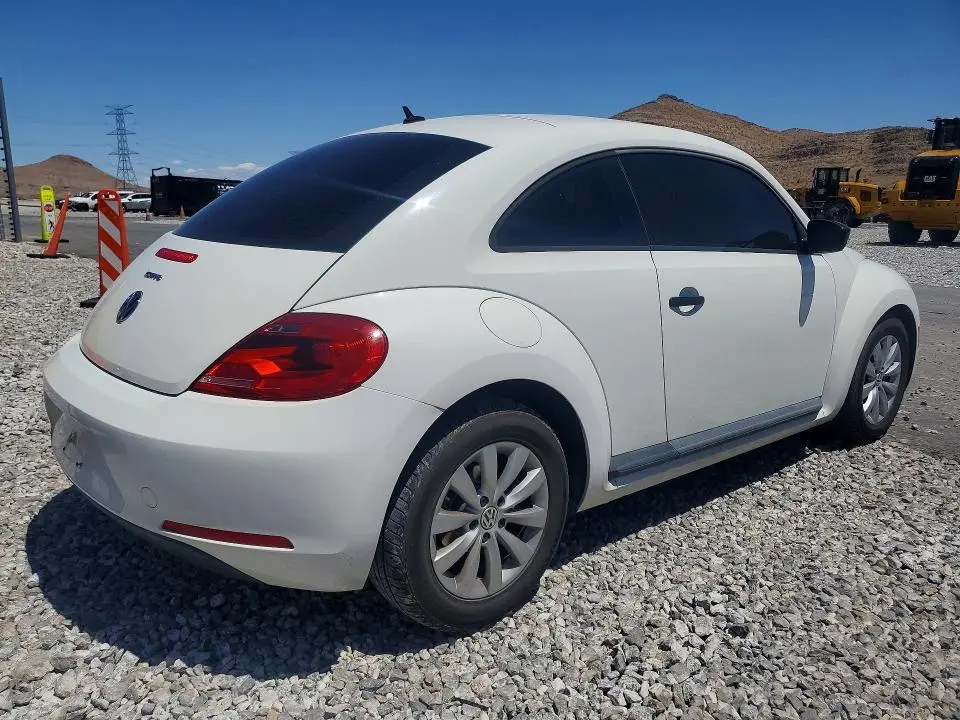 2013 VOLKSWAGEN BEETLE   