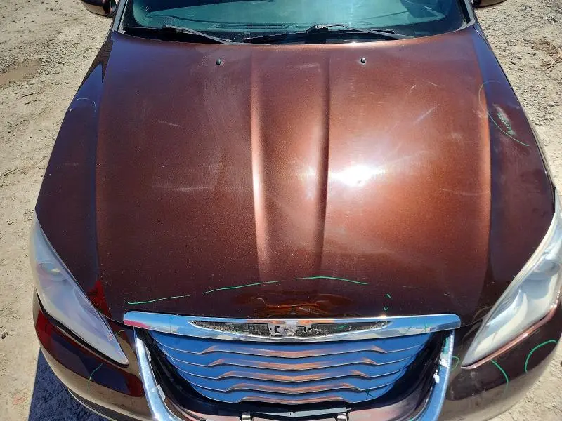 2013 CHRYSLER 200 LX  