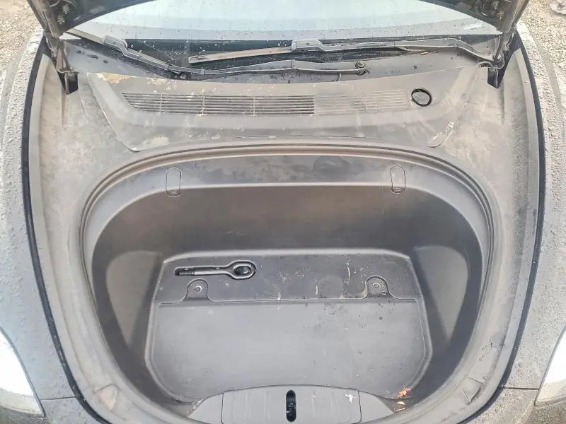 2019 TESL MODEL 3   