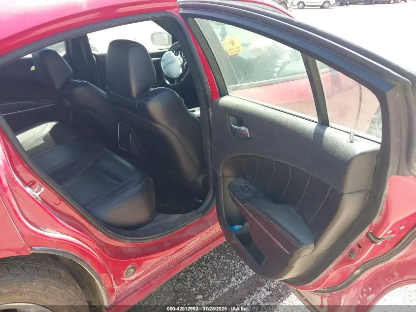 2016 DODGE CHARGER SXT