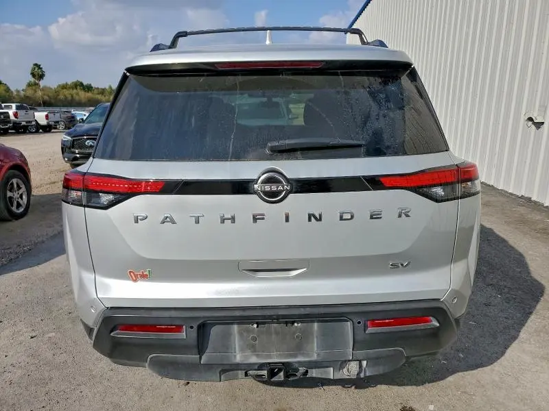 2022 NISSAN PATHFINDER SV  