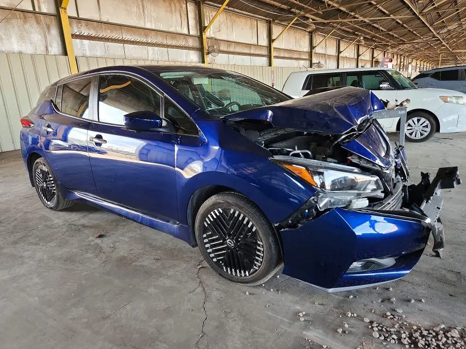 2024 NISSAN LEAF SV PLUS  