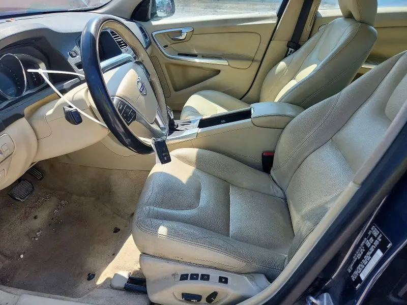 2015 VOLVO S60 PREMIER  