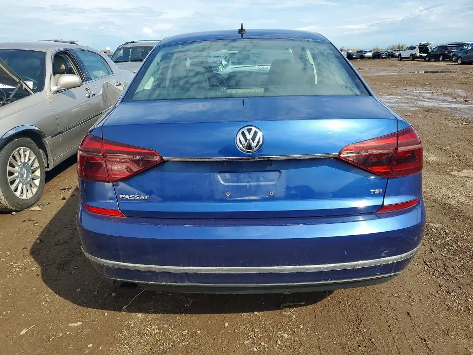 2017 VOLKSWAGEN PASSAT S  