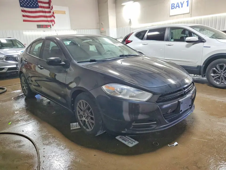 2013 DODGE DART SE  