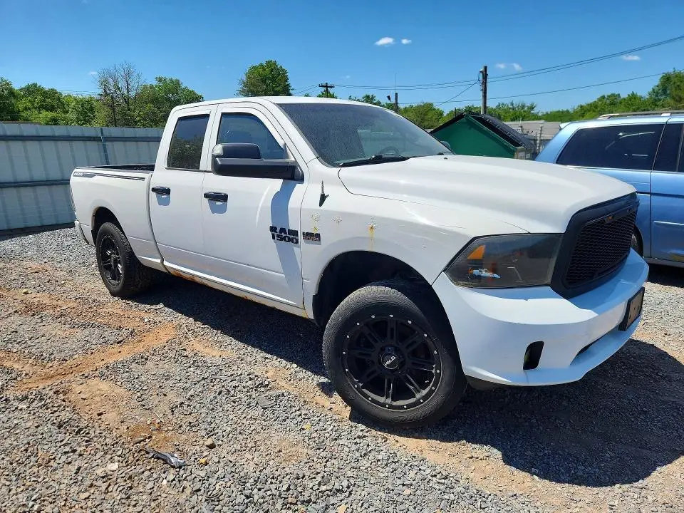 2015 RAM 1500 ST  