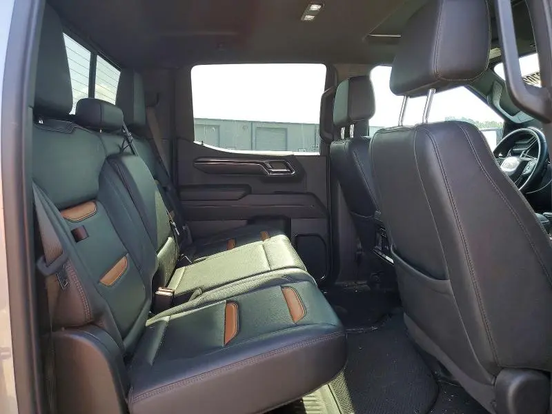 2024 GMC SIERRA K1500 AT4  