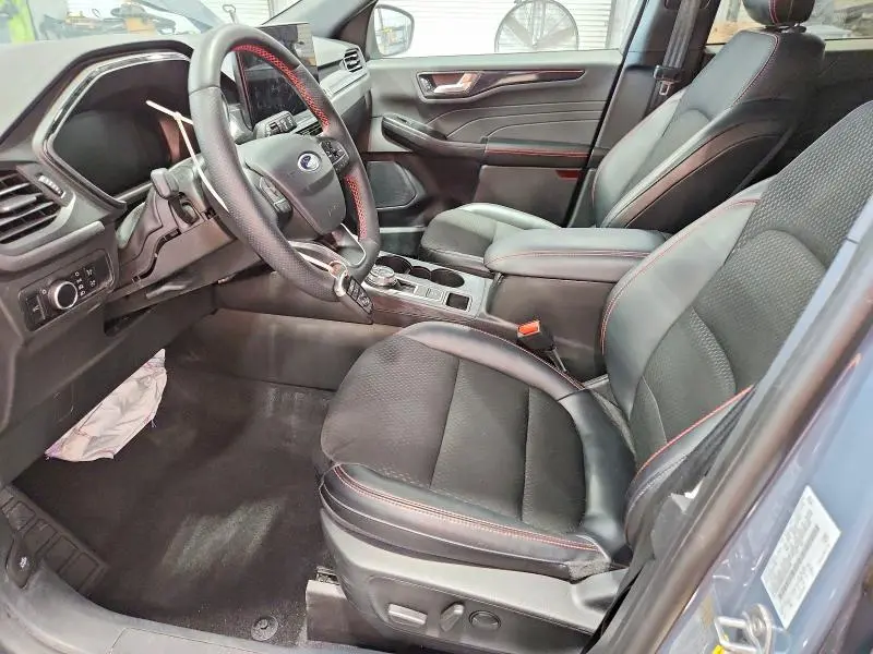 2025 FORD ESCAPE ST LINE  