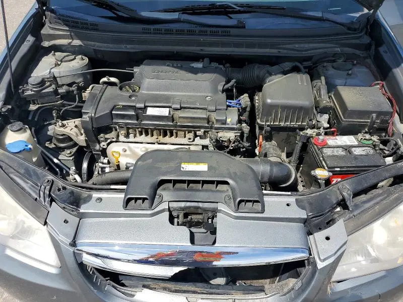2010 HYUNDAI ELANTRA SE  