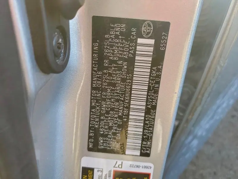 2017 TOYOTA CAMRY LE  