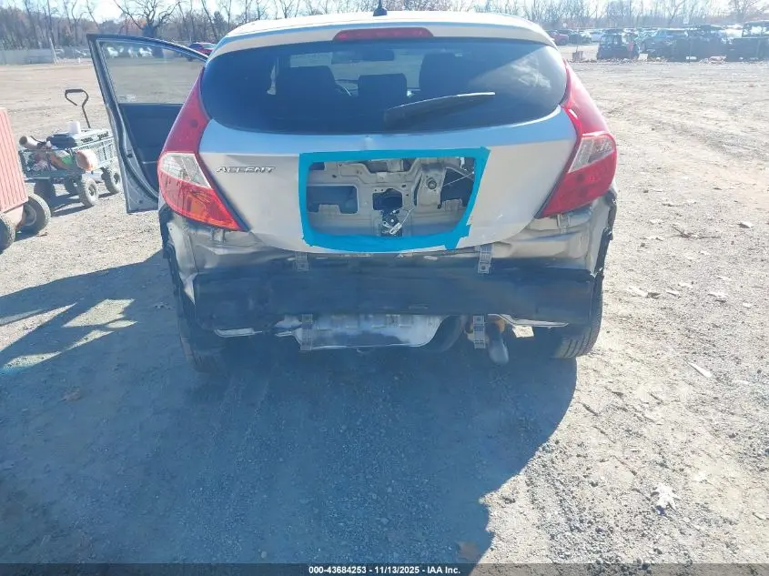 2013 HYUNDAI ACCENT GS