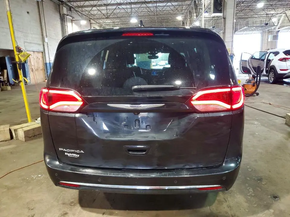 2019 CHRYSLER PACIFICA TOURING L  
