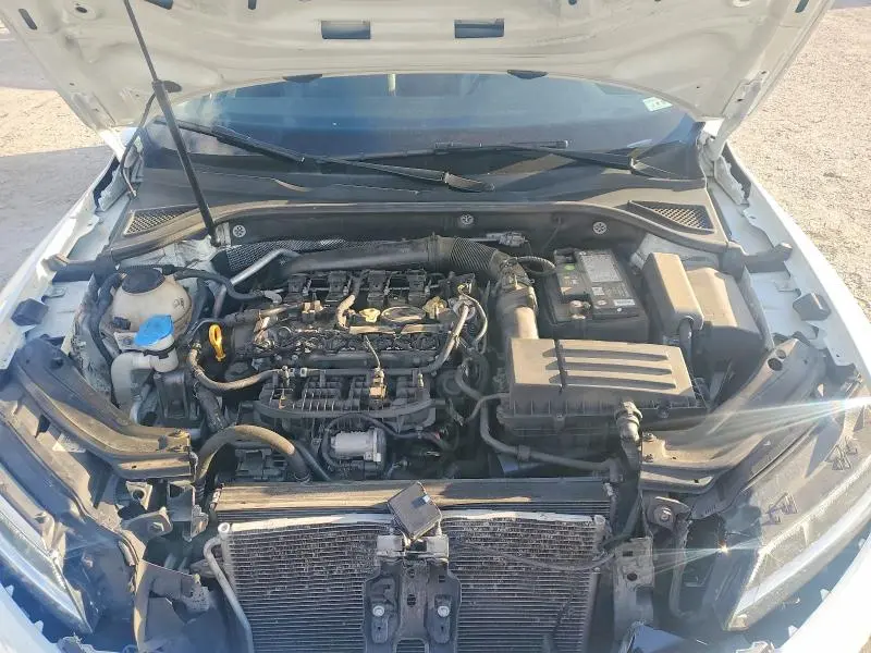 2018 VOLKSWAGEN PASSAT SE  