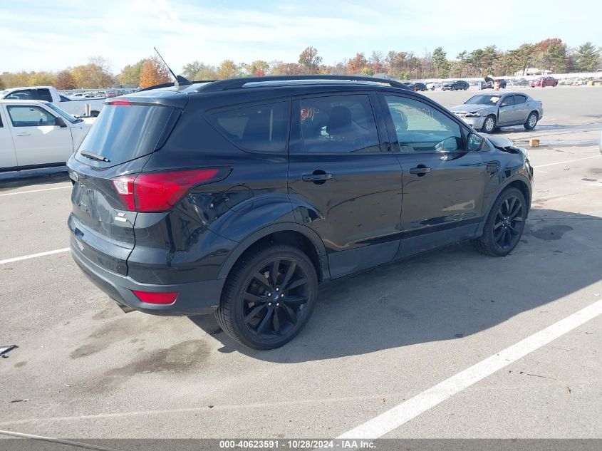 2019 FORD ESCAPE SE