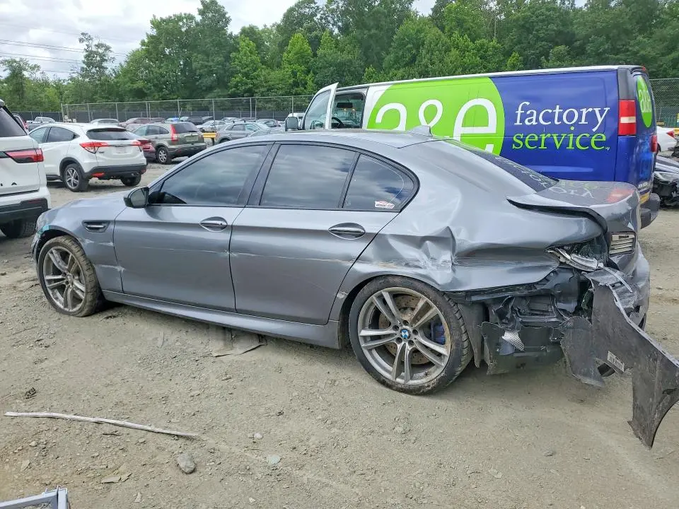 2014 BMW M5   