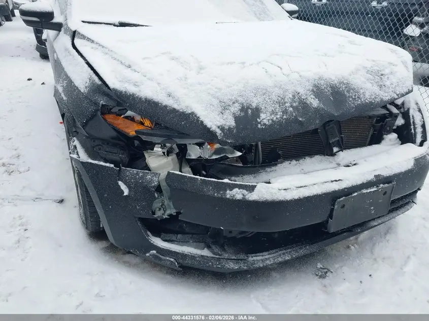 2015 VOLKSWAGEN PASSAT 1.8T WOLFSBURG EDITION