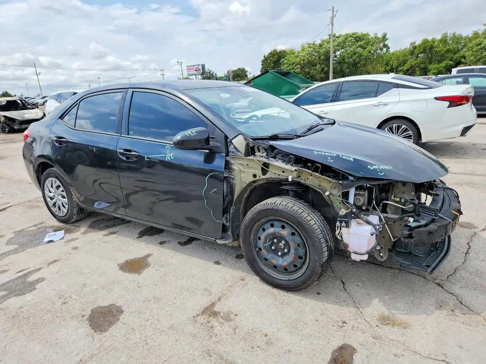 2018 TOYOTA COROLLA LE  