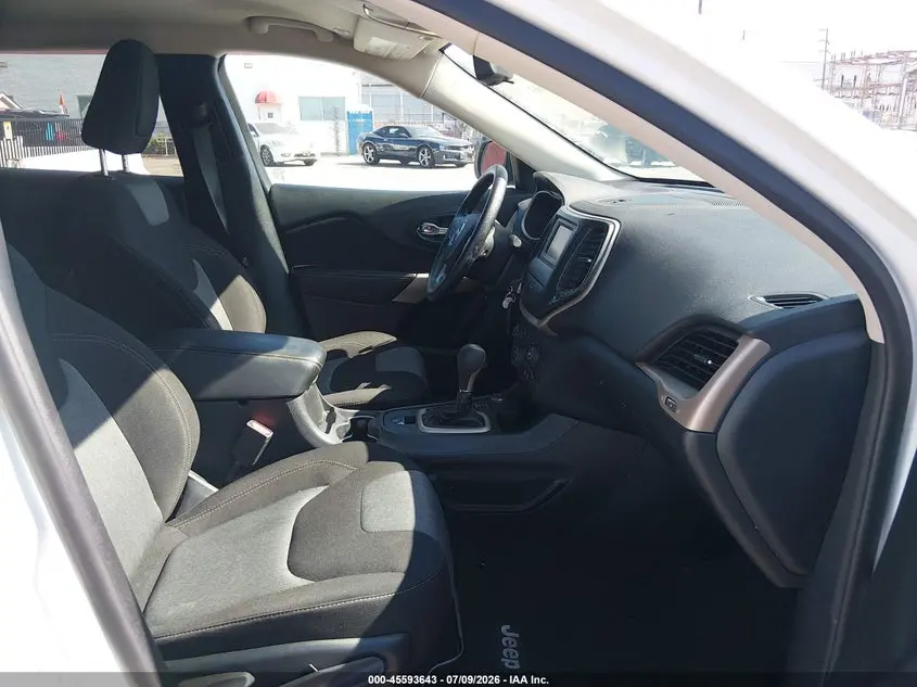 2018 JEEP CHEROKEE LATITUDE 4X4