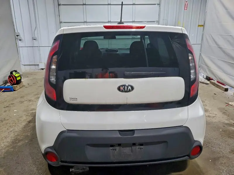 2016 KIA SOUL   