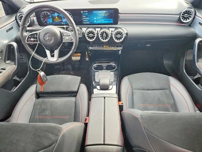 2022 MERCEDES-BENZ A 220 4MATIC  