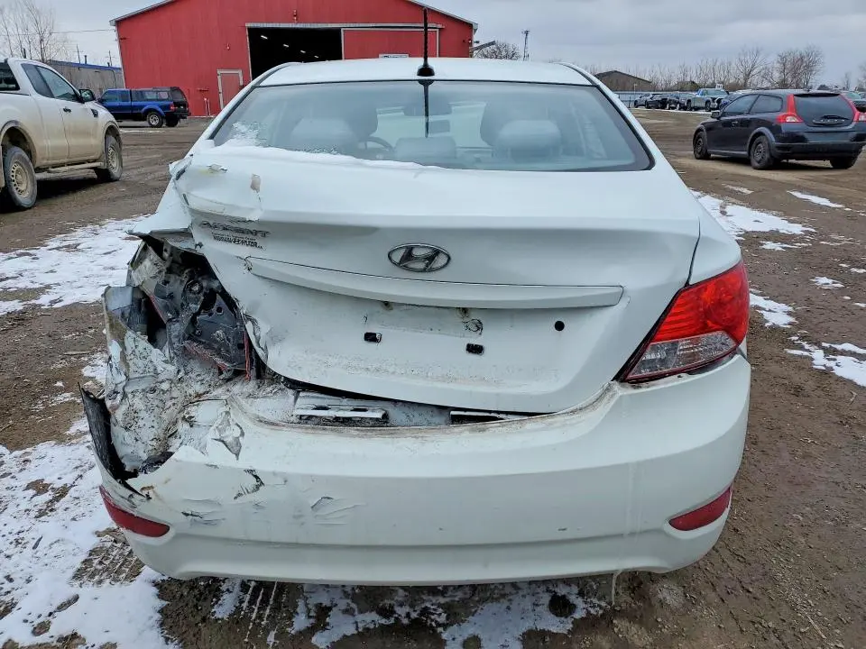 2014 HYUNDAI ACCENT GLS  