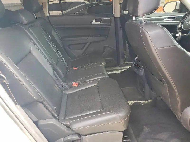 2018 VOLKSWAGEN ATLAS SE  