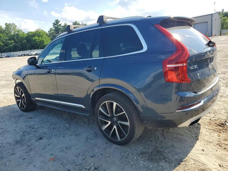 2018 VOLVO XC90 T6  