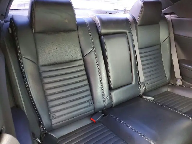 2013 DODGE CHALLENGER SXT  