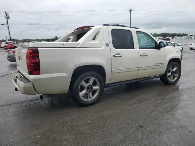 2013 CHEVROLET AVALANCHE LTZ  