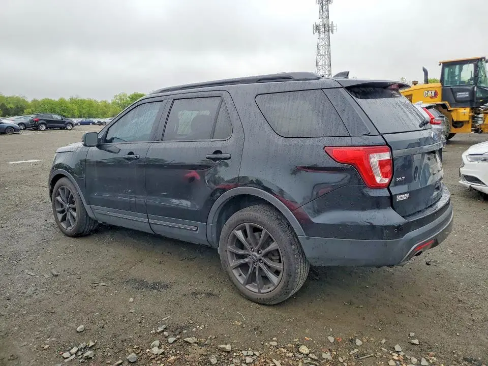 2017 FORD EXPLORER XLT  