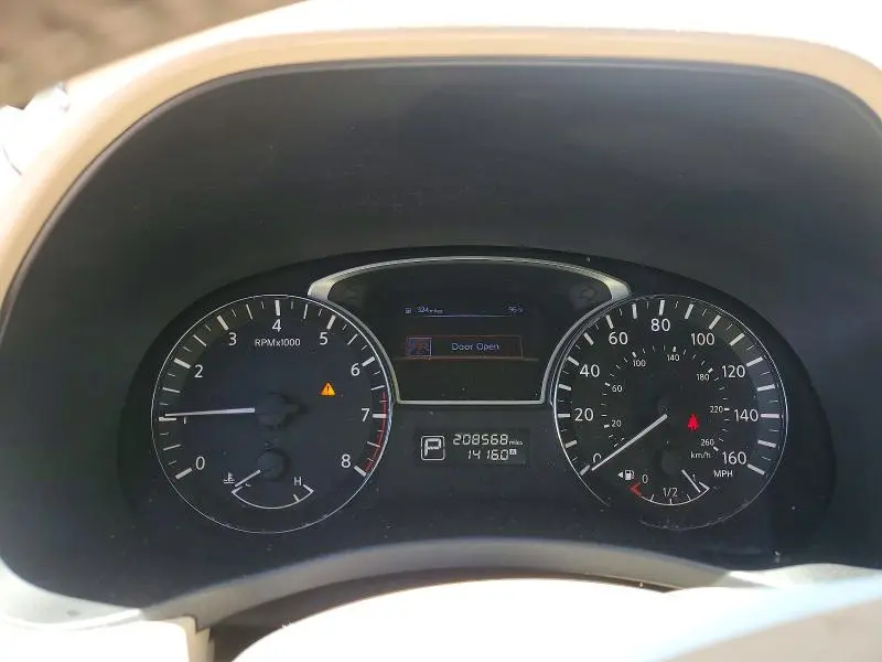 2014 NISSAN PATHFINDER SV  