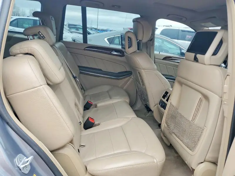 2015 MERCEDES-BENZ GL 550 4MATIC  
