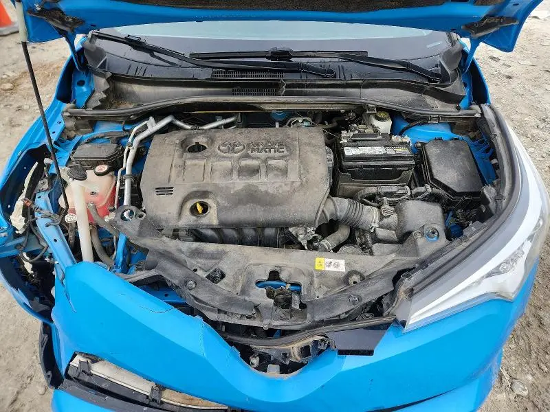 2019 TOYOTA C-HR XLE  