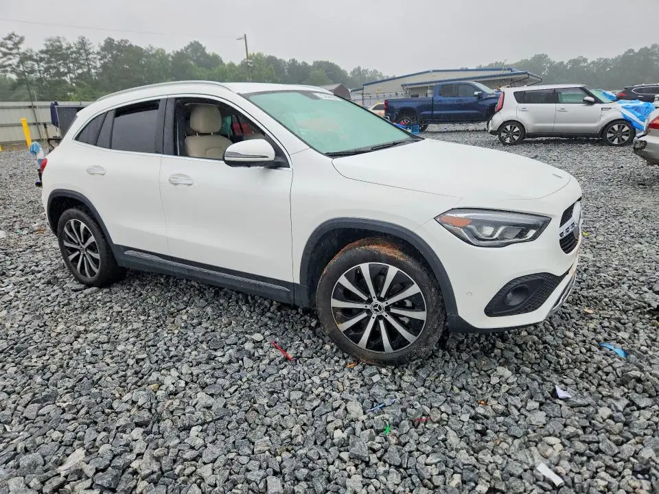 2023 MERCEDES-BENZ GLA 250  