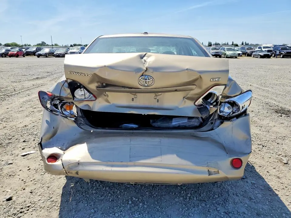 2010 TOYOTA COROLLA XLE  