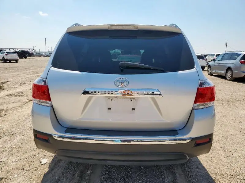 2011 TOYOTA HIGHLANDER LIMITED  